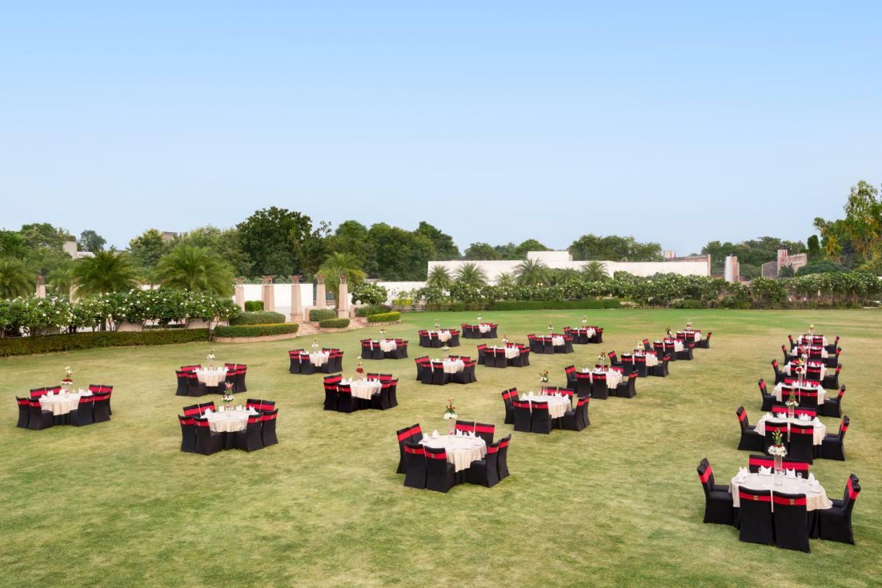 Ramada Plaza By Wyndham Lucknow Hotel Exterior photo